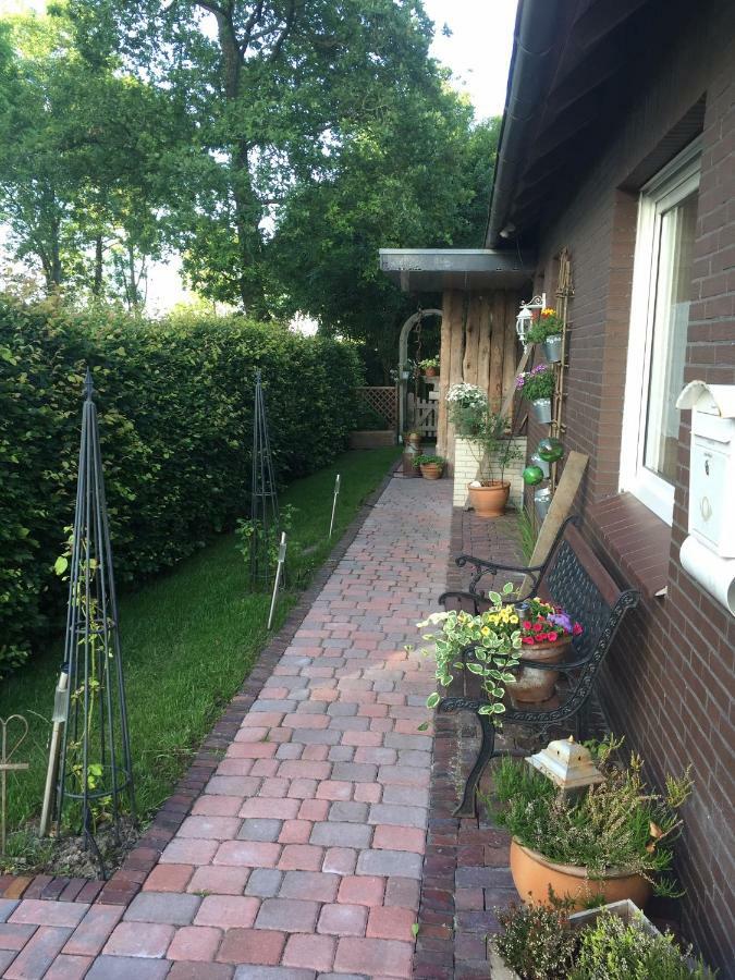 Ferienwohnung Haus Toquard Wittmund Exterior foto